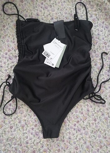 xs Beden H&m büzgü detaylı siyah mayo
