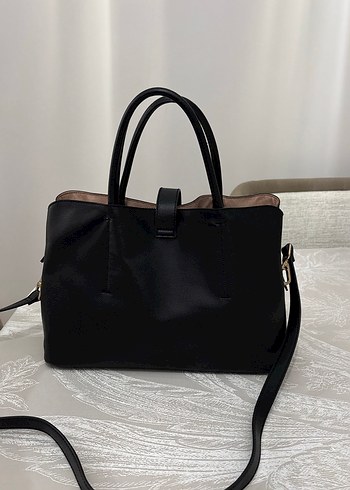 H&M Klasik Siyah Deri Kadın Çanta