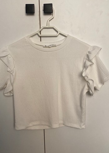 Beyaz Keten Fırfırlı Crop Top