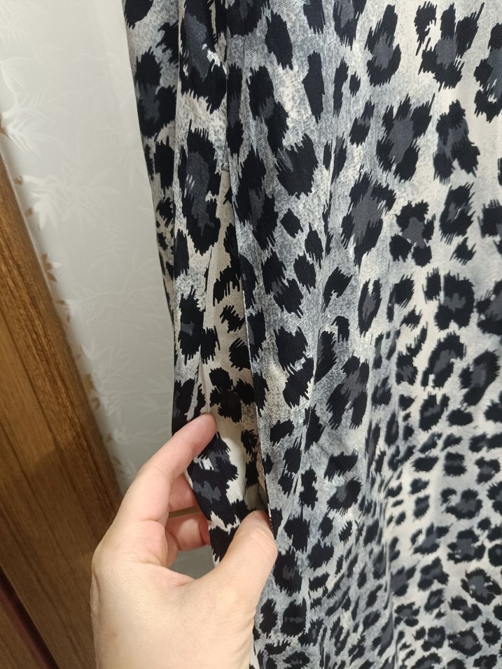 Leopar Desenli Uzun Gri Kadın Elbise - Görsel 5