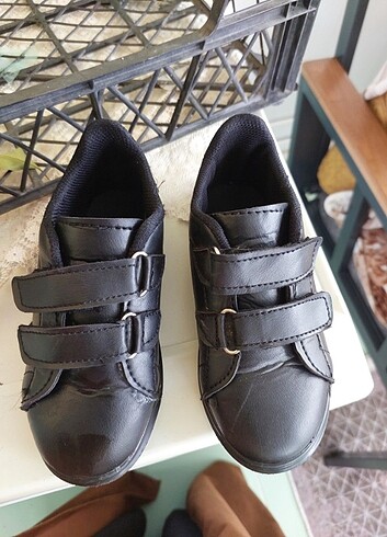28 Beden siyah Renk Çocuk ayakkabısı
