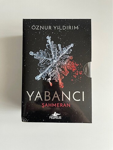 öznur yıldırım yabancı 2 kitap ciltli kutulu set - Görsel 2