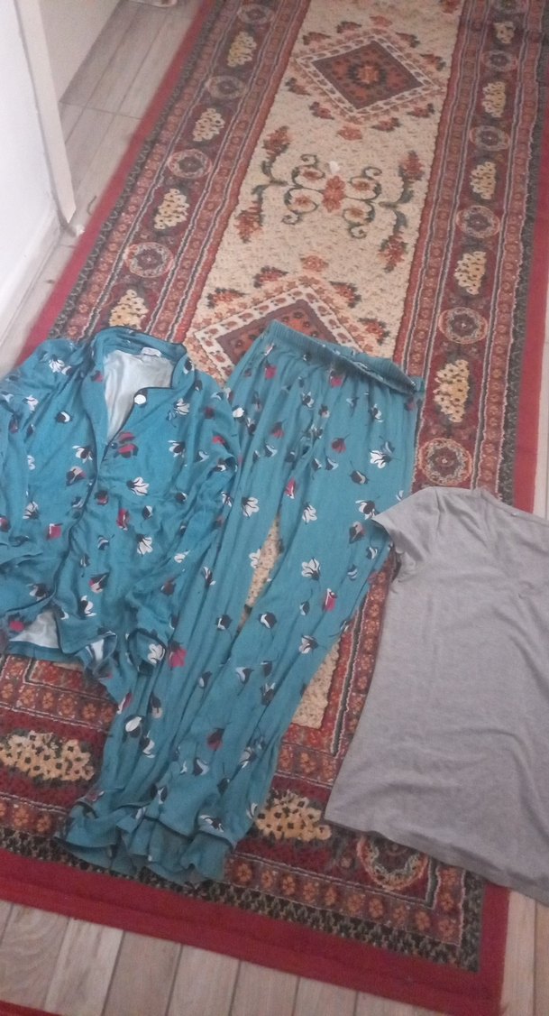 Turkuaz Çiçek Desenli Kadın Pijama Takımı - Görsel 2