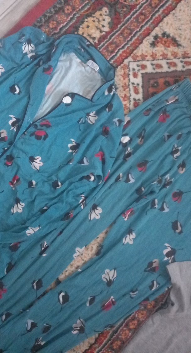 Turkuaz Çiçek Desenli Kadın Pijama Takımı - Görsel 3