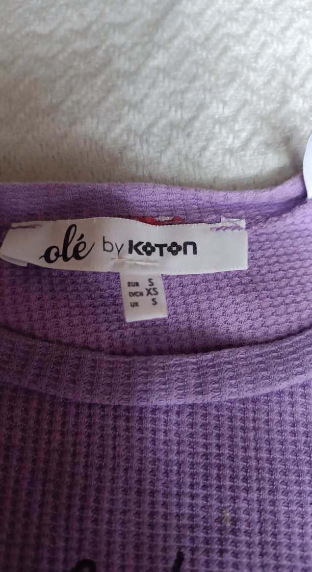 Mor Desenli Kız Çocuk Tişört ve Terlik Seti - Görsel 3