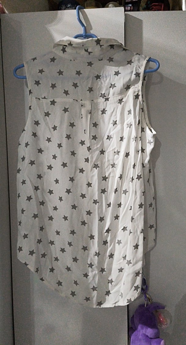 Yıldız Desenli Kolsuz Gömlek - Görsel 3