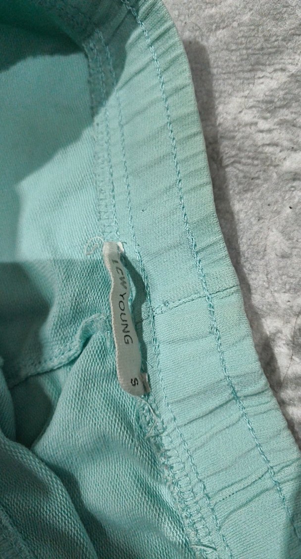 Yeşil Baskılı Kadın Mini Şort - Görsel 3