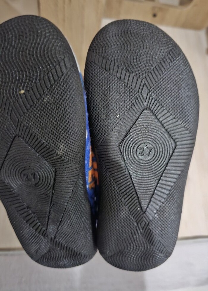 Gezer çocuk ev terliği - Görsel 2