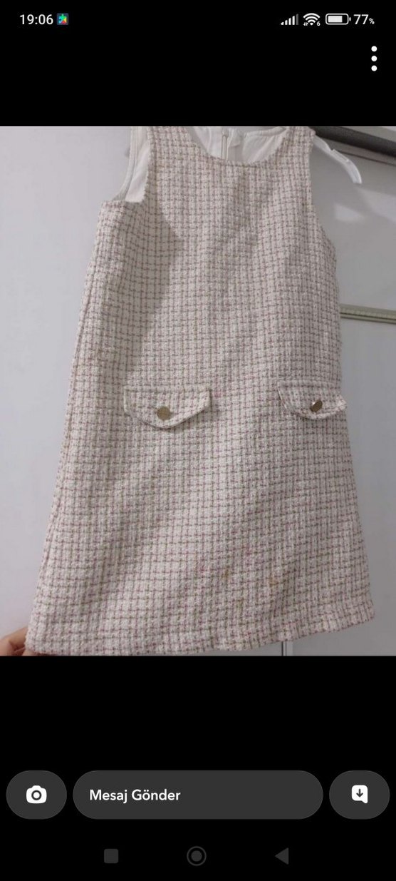 Kızlar için düğmeli kolsuz bej elbise - Görsel 2