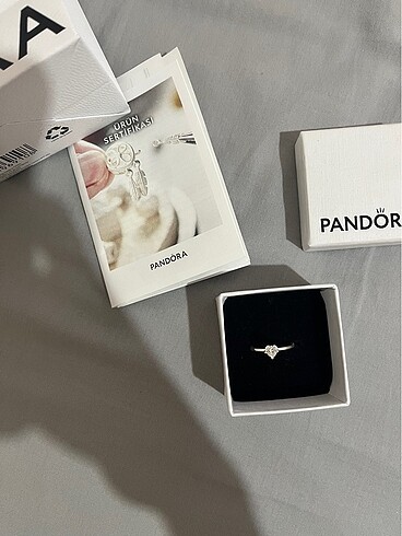 Pandora Pandora Işıltılı Kalp Yüzük