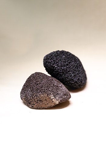 Volkanik Ponza taşı ve kabak lifi sırt keses, Ham ipek kese set. - Görsel 5