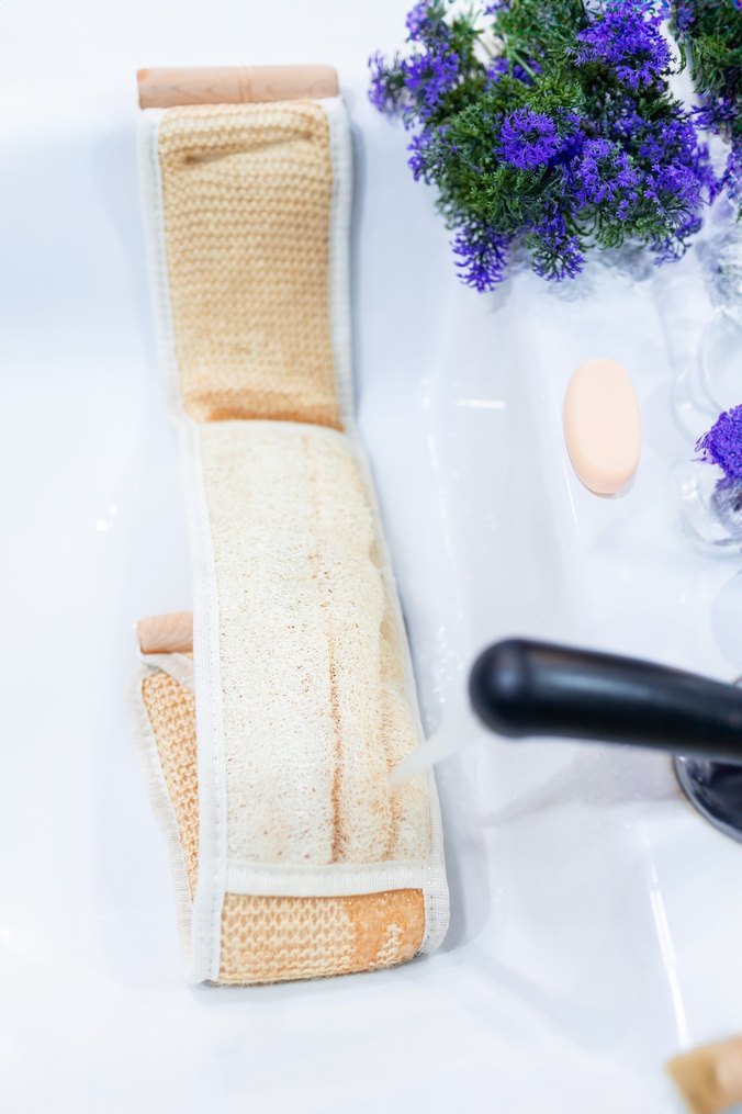 Volkanik Ponza taşı ve kabak lifi sırt keses, Ham ipek kese set. - Görsel 4