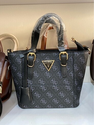 Guess Kadın kol çantası