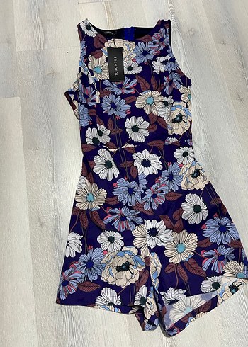 Kadın Çiçek Desenli Kısa Tulum - Görsel 2