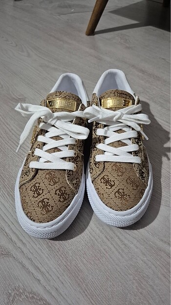 Guess kadın sneaker ayakkabı
