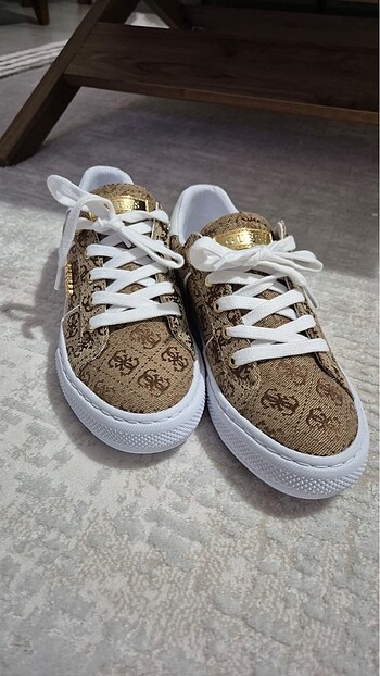 37,5 Beden camel Renk Guess kadın sneaker ayakkabı