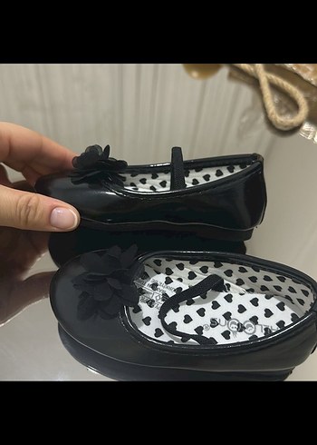 Parlak Siyah Kız Çocuk Babet Ayakkabı sıfır ürün - Görsel 3