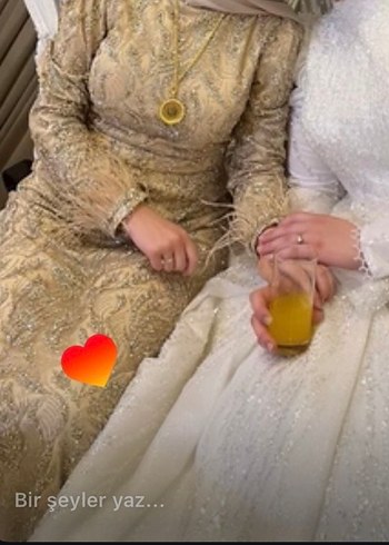 Altın Renkli Uzun Kollu Drapeli Abiye 36 -38 uyumlu - Görsel 2