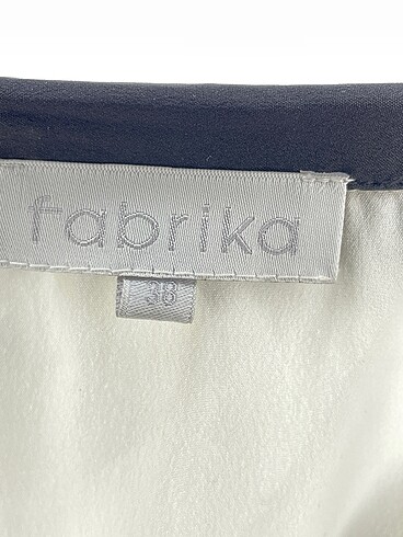 38 Beden çeşitli Renk Fabrika Bluz %70 İndirimli.