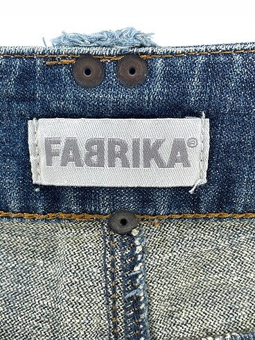 l Beden çeşitli Renk Fabrika Mini Şort %70 İndirimli.