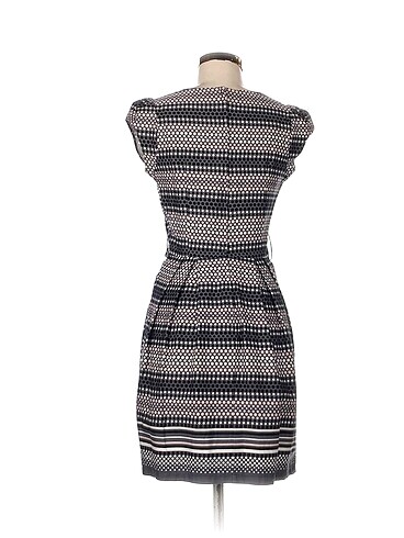 40 Beden Dorothy Perkins Kısa Elbise %70 İndirimli.