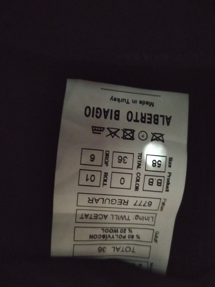 Düğmeli Siyah Erkek Takım Elbise ı - Görsel 4