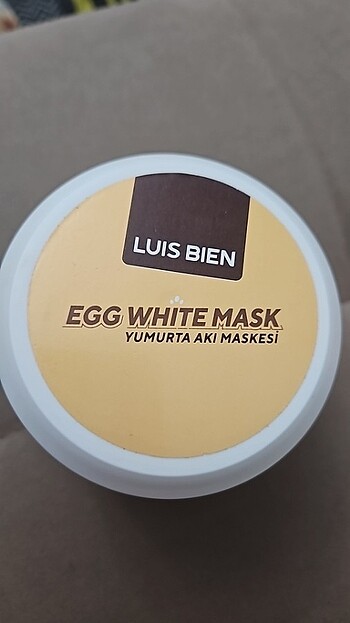 Yumurta akı maskesi