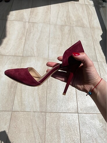 Bambi Stiletto