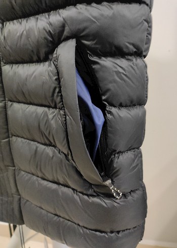 Siyah Erkek Kapüşonlu Şişme Yelek - Görsel 3