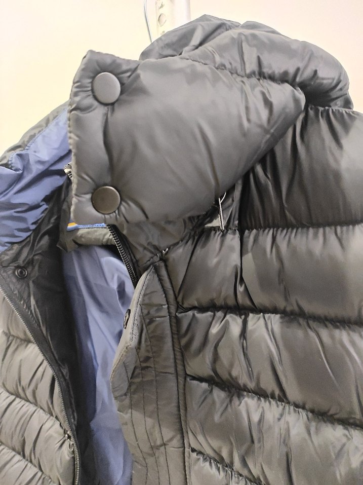 Siyah Erkek Kapüşonlu Şişme Yelek - Görsel 4