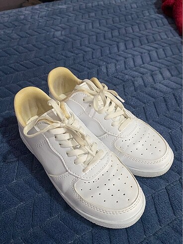 Kadın sneaker ayakkabı