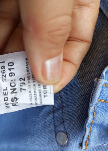 32 Beden Parlak Mavi Düz Battaniye