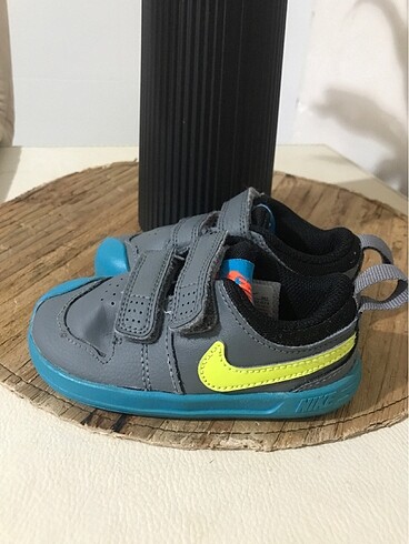 22 Beden Nike bebek spor ayakkabı