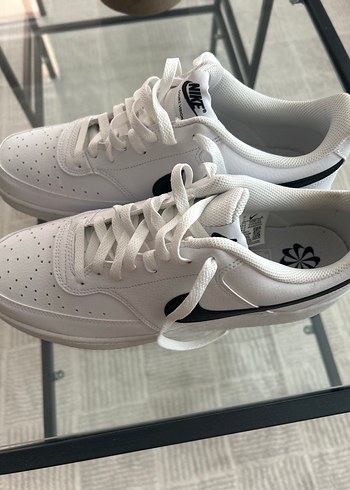 45 Beden beyaz Renk Nike Beyaz Bağcıklı Erkek Spor Ayakkabı