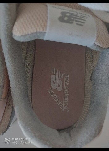 37 Beden New Balance spor ayakkabı