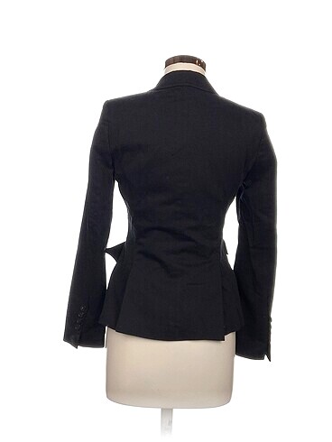 36 Beden Zara Blazer %70 İndirimli.