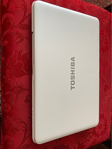 Toshiba Satellıte L850D-12V