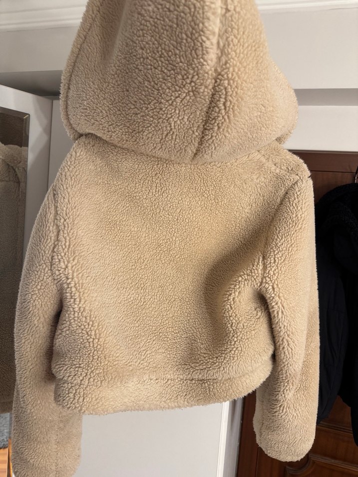 Bej Kısa Kürklü Kadın Ceket - Görsel 3