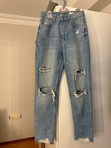 Bershka Mom Jean