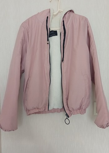 Pembe Kapüşonlu Kısa Kadın Ceket
