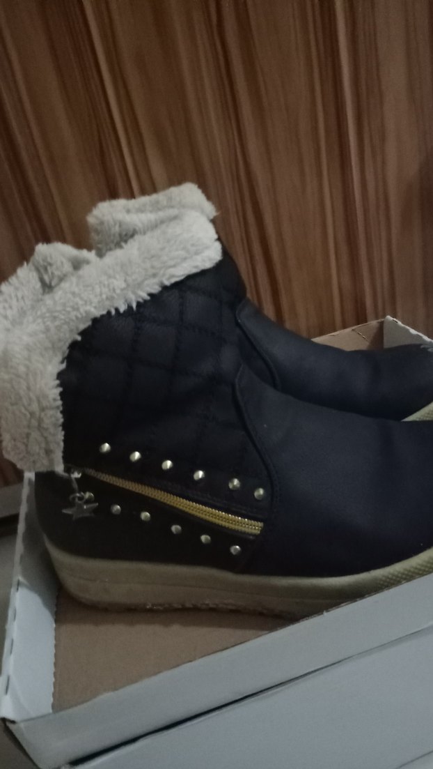 Siyah Kürklü Kadın Dolgu Topuk Bot - Görsel 2