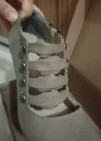 Düğmeli Kadın Topuklu Ayakkabı - Görsel 4