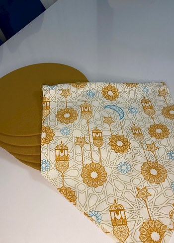 Sarı Çiçek Desenli Modern Masa Örtüsü - Görsel 4