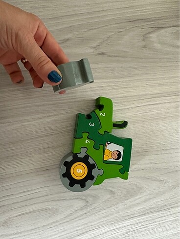 Fisher Price Montesorri puzzle
