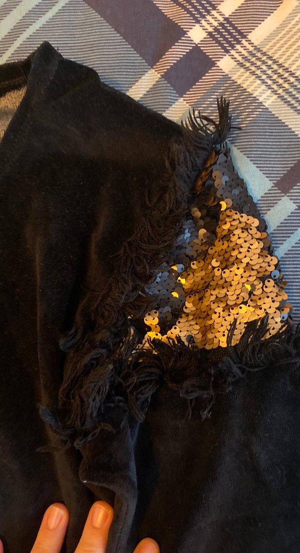 Kadife Siyah Uzun Kollu  Fırfırlı Bluz - Görsel 2