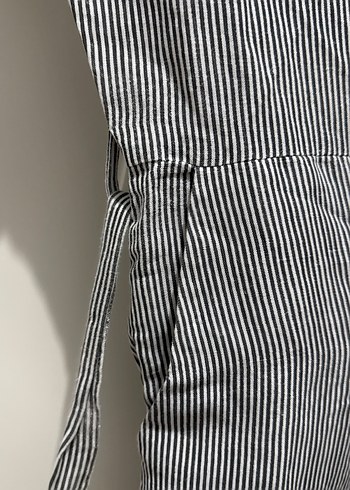 Gri Çizgili Kısa Mango Tulum - Görsel 6