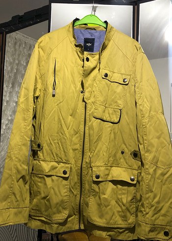 Sarı Düğmeli Erkek month - Görsel 6