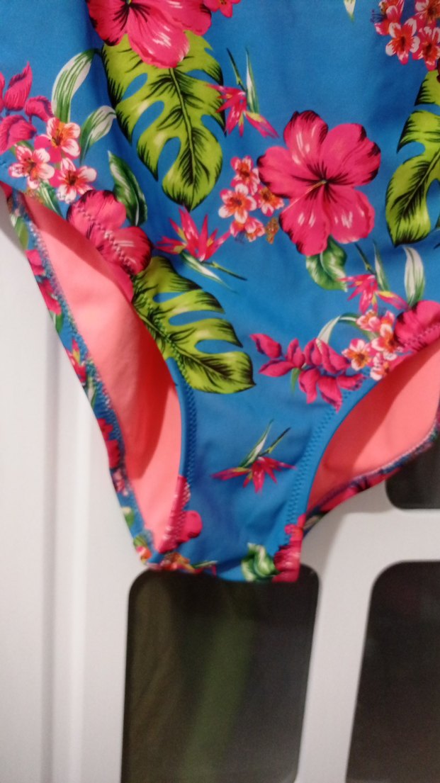 Mavi Çiçekli Fırfırlı Kadın Mayo - Görsel 5