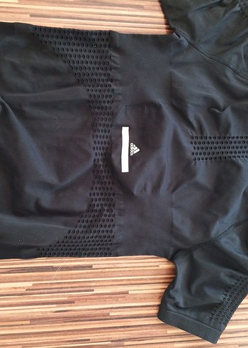 Adidas sporcu bady