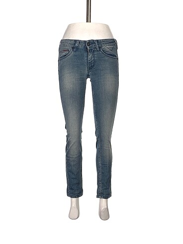 Tommy Hilfiger Skinny %70 İndirimli.